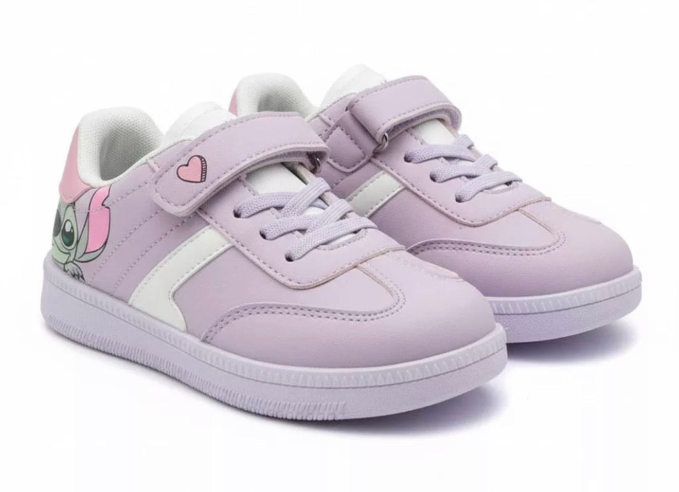 Disponible en précommande chaussures Stitch violet